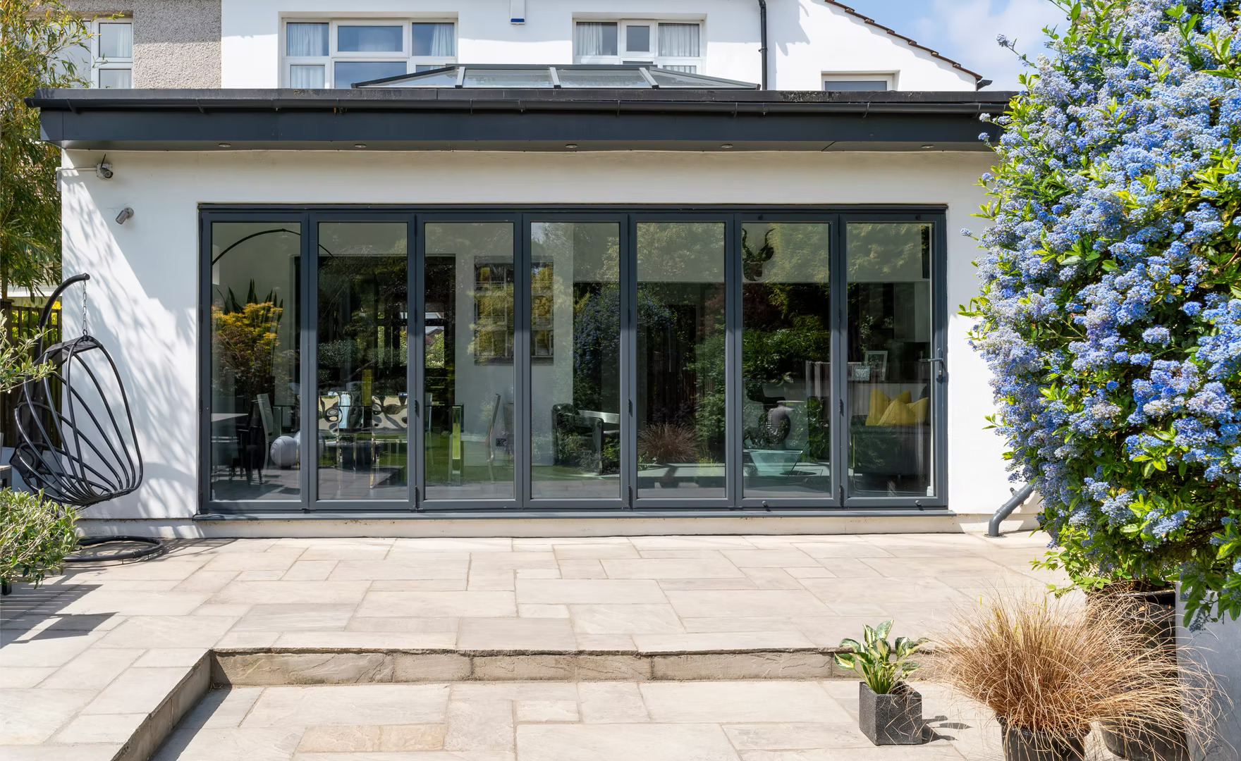 aluna bifold doors