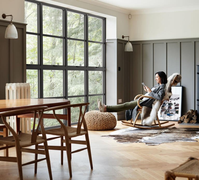 Steel Look Windows: A Blend of Heritage Aesthetics & Modern Performance